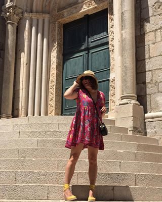 I have to say I STILL haven’t canceled my flights to Croatia 🇭🇷 for this summer! 😬I Was trying to hold out but it’s not looking like it will happen! Who else is having to cancel their summer trip? This photo was taking me back to last years travels!! (Go over to the blog and read all about Croatia for your future travel) link in my bio!! @shoesbagtravelmylife #whenwilllifegetbacktonormal #travelagain •
•
•

#mytravel #styleblogger #fashionstyle #40plusstyle #fashionista #fashionlove #fashionbloggers #fashionblog #travelblogger #travel #traveller #travelblog #traveling #travelstyle #lifestyleblogger #life #lifestyle #lifestylebloggers #bayareablogger #traverler #dametraveler #dametravelers #gettingthetravelbug #gettingthetravelitch